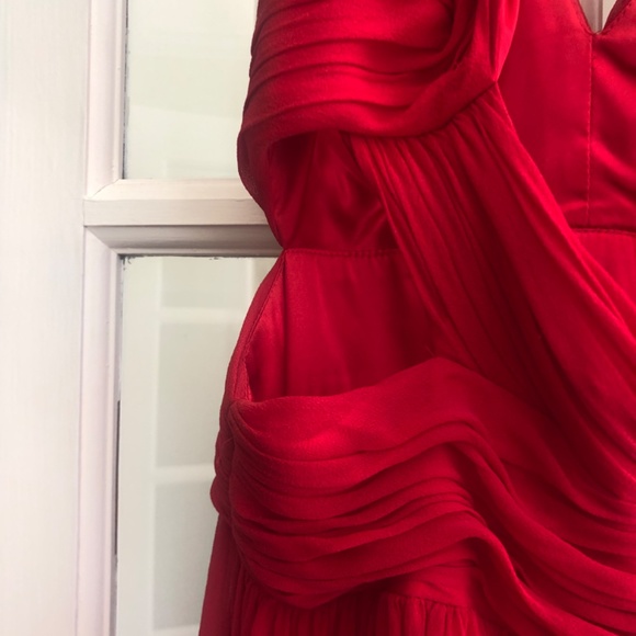 Formal dress - Picture 3 of 6